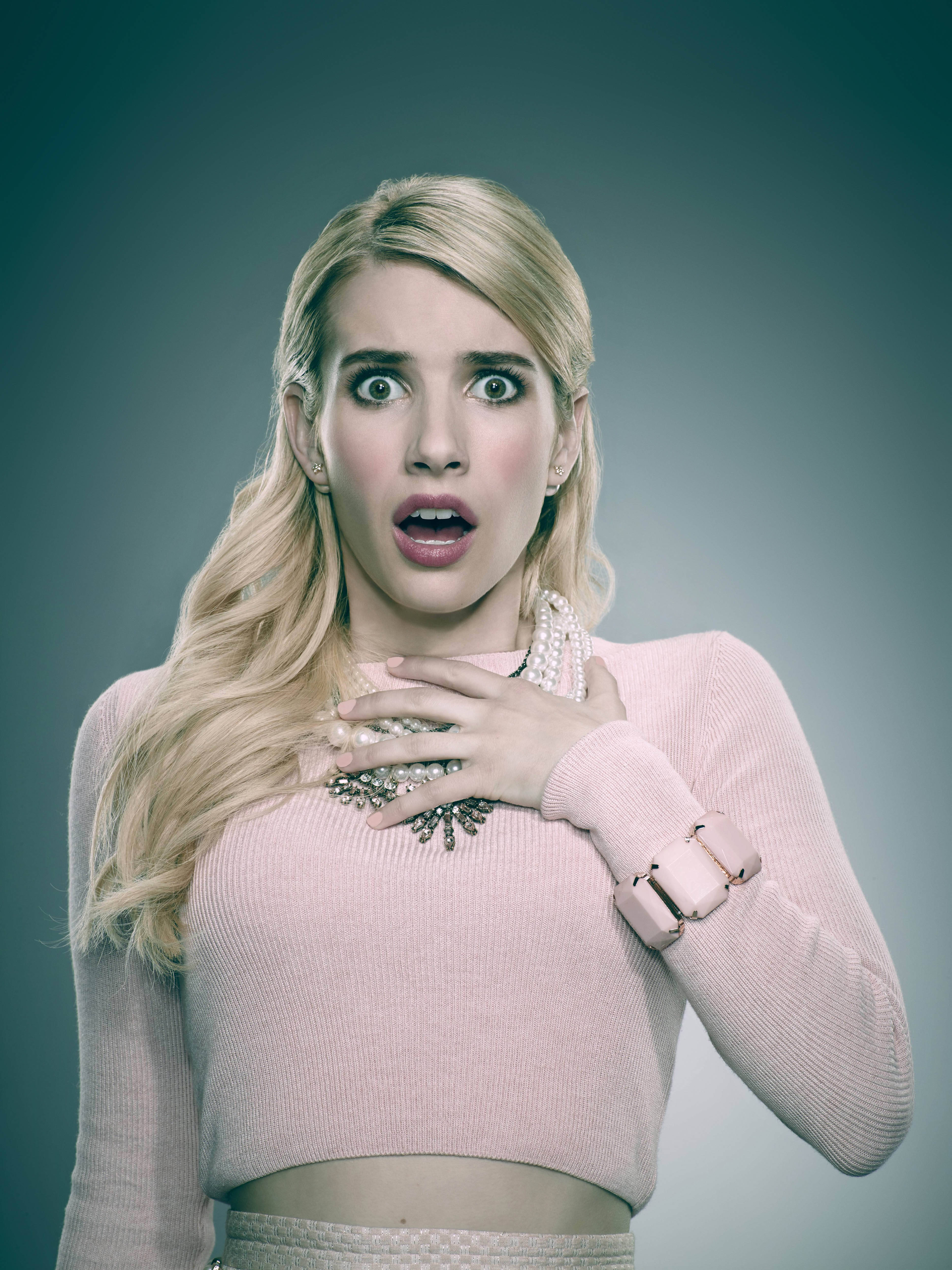 Emma Roberts Face Wallpapers