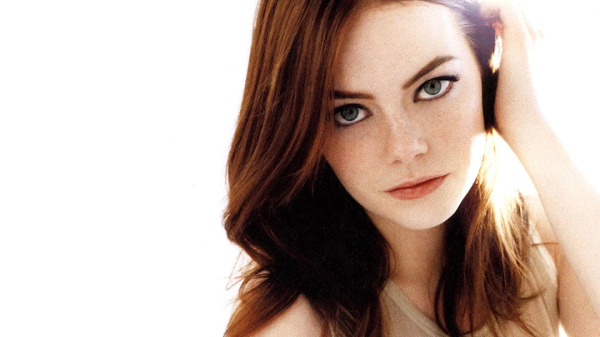 Emma Stone Wallpapers