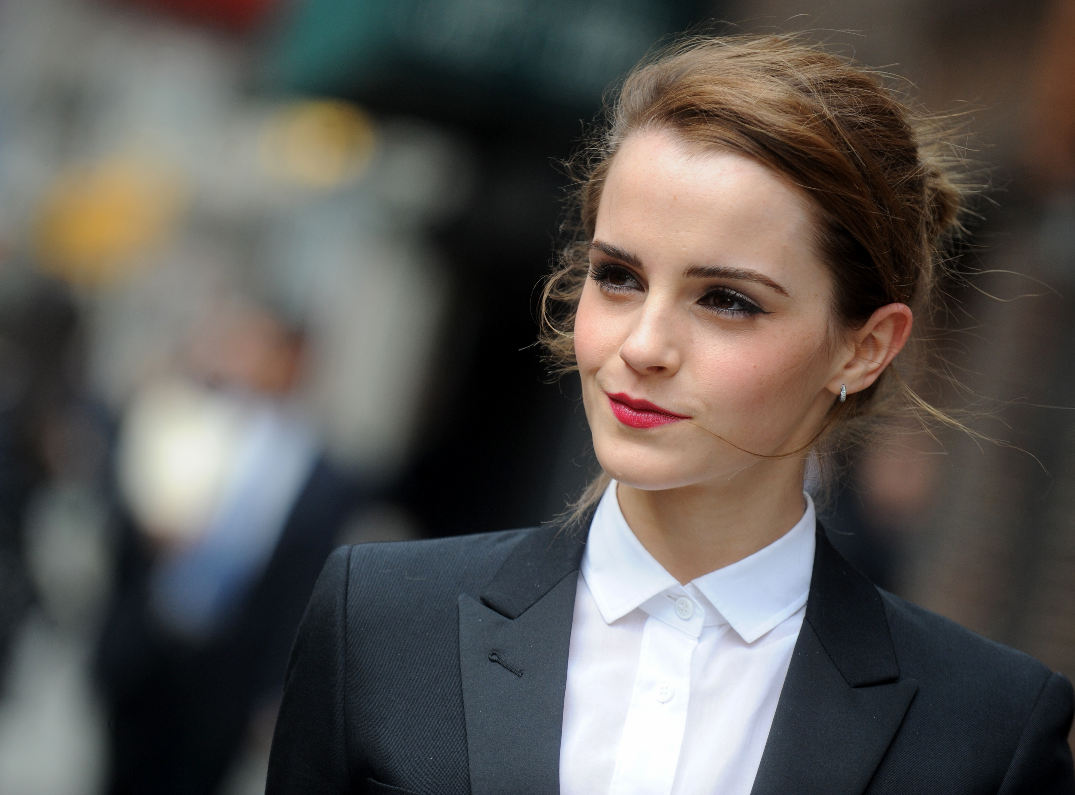 Emma Watson Wallpapers