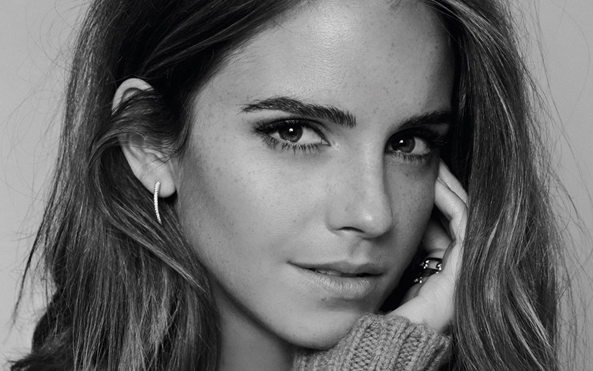 Emma Watson Monochrome 2017 Wallpapers