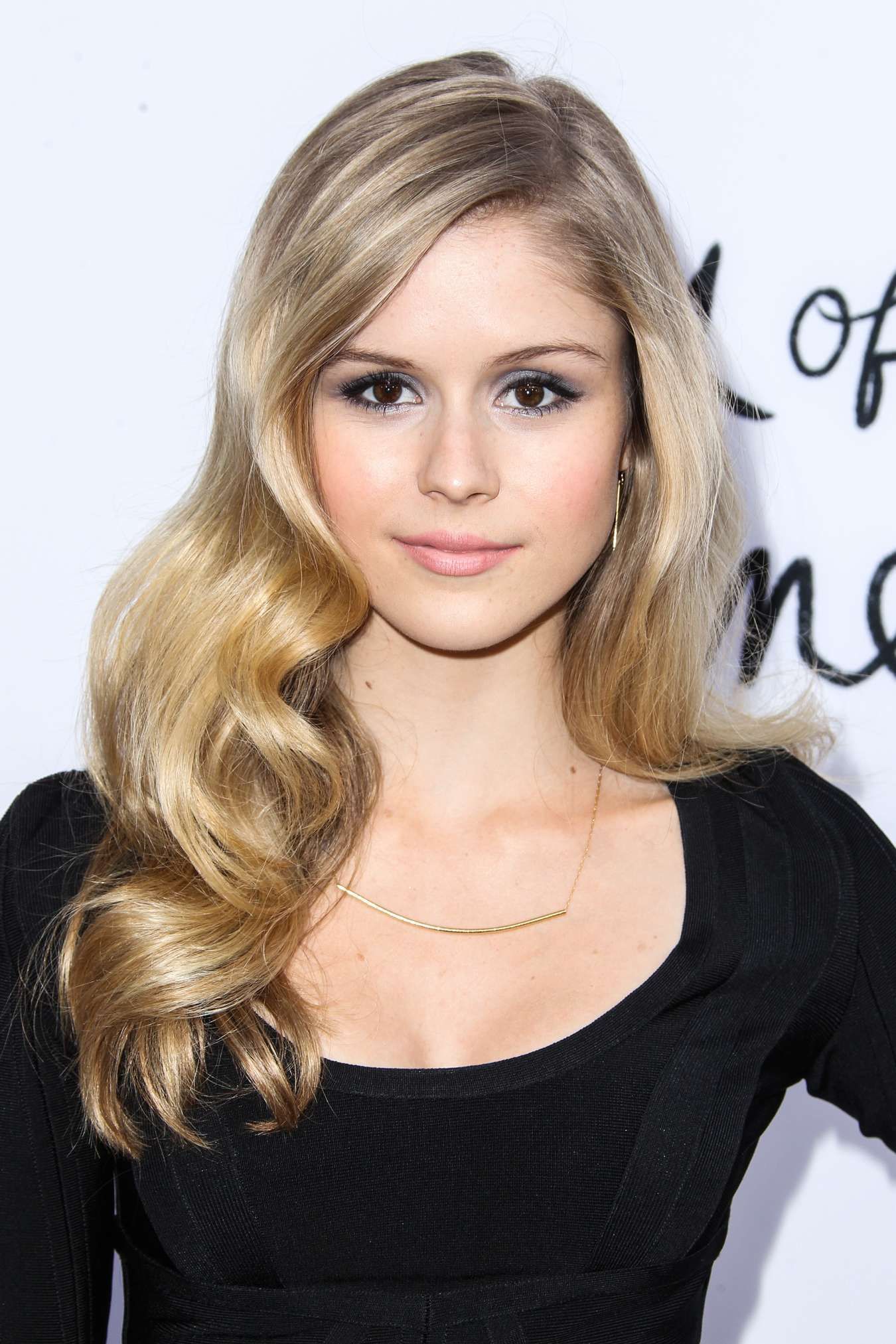 Erin Moriarty 2019 Wallpapers