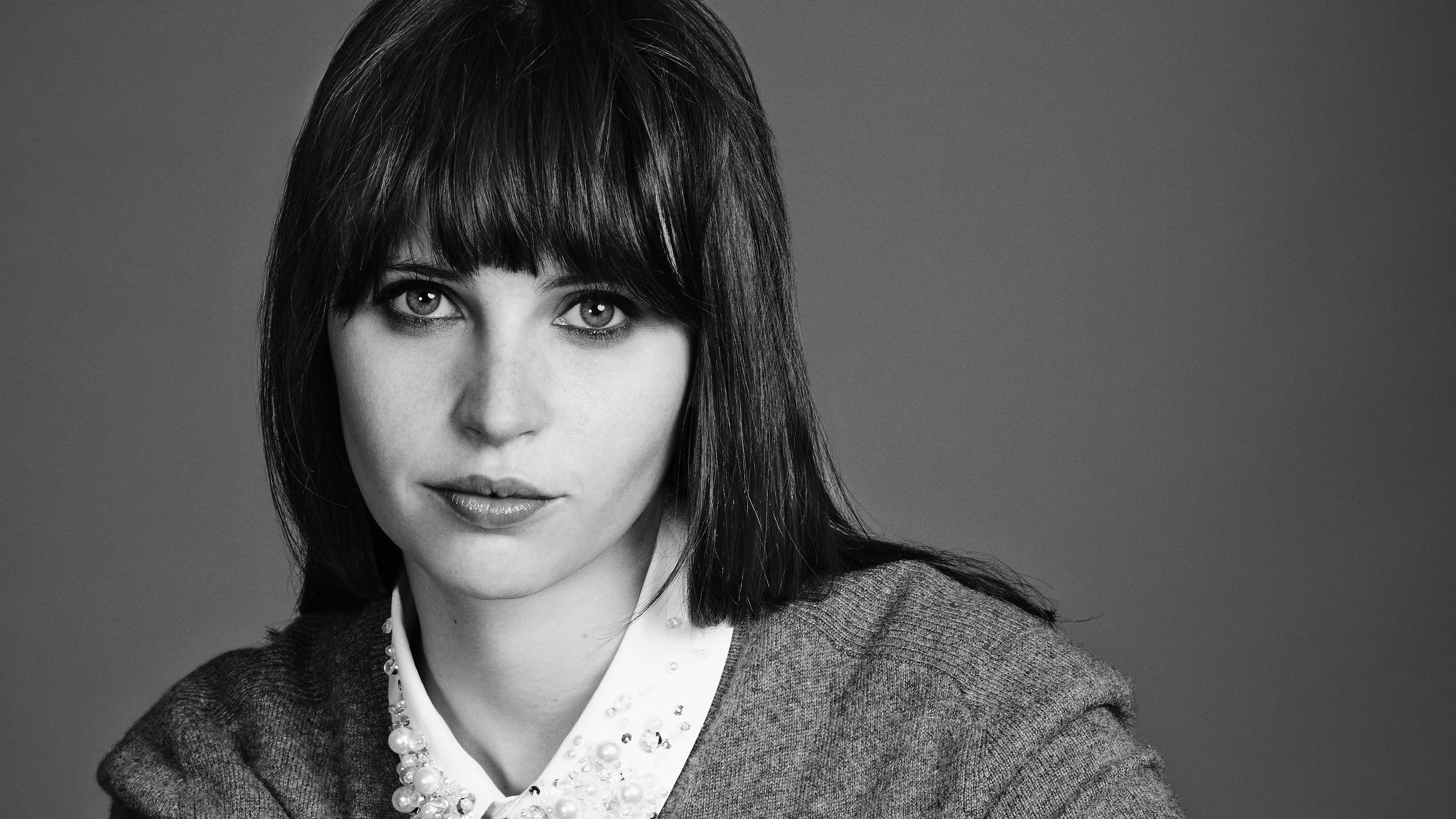 Felicity Jones Monochrome 2018 Wallpapers