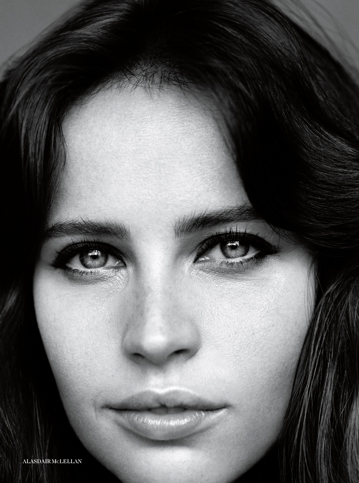 Felicity Jones Monochrome 2018 Wallpapers