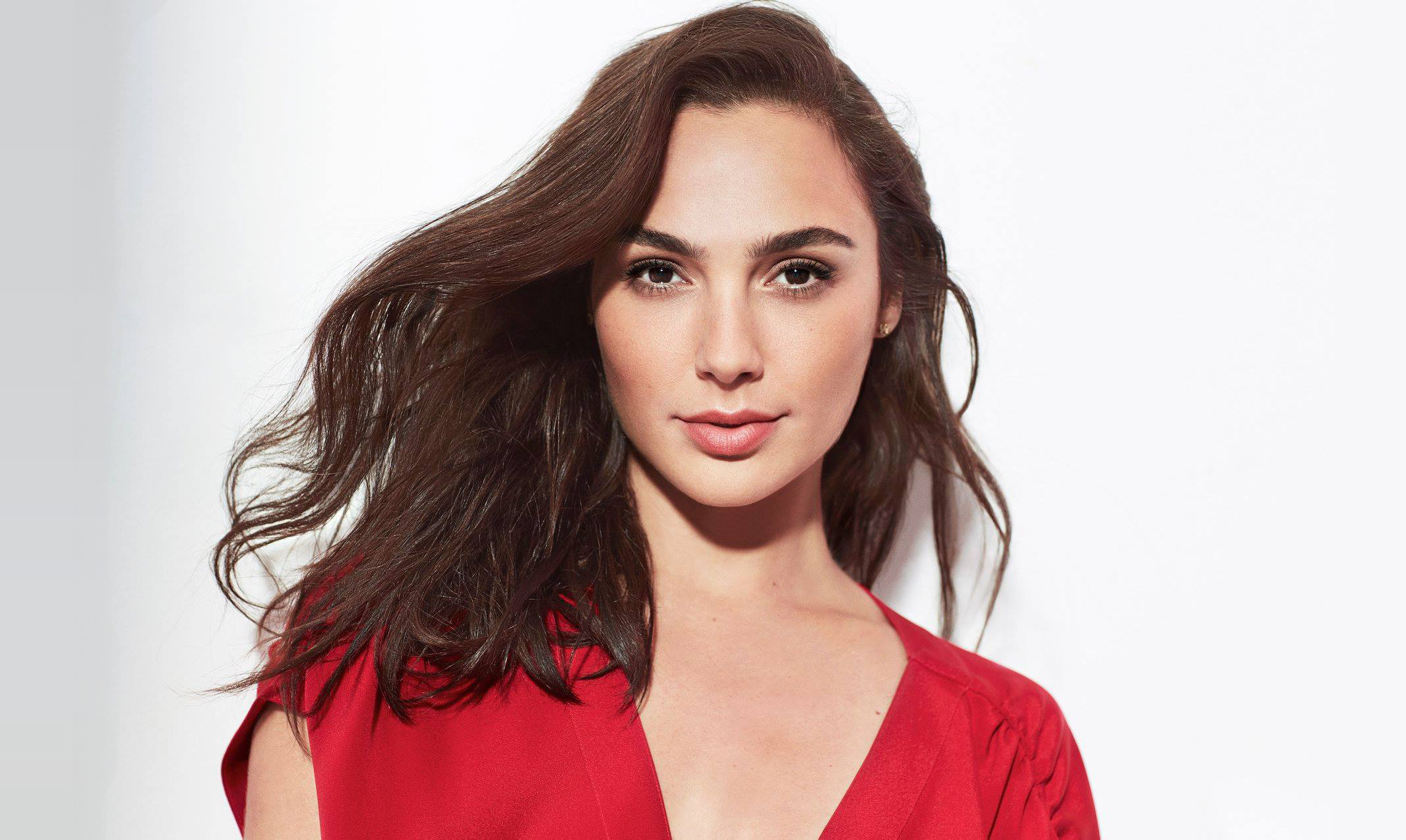 Gal Gadot Wallpapers