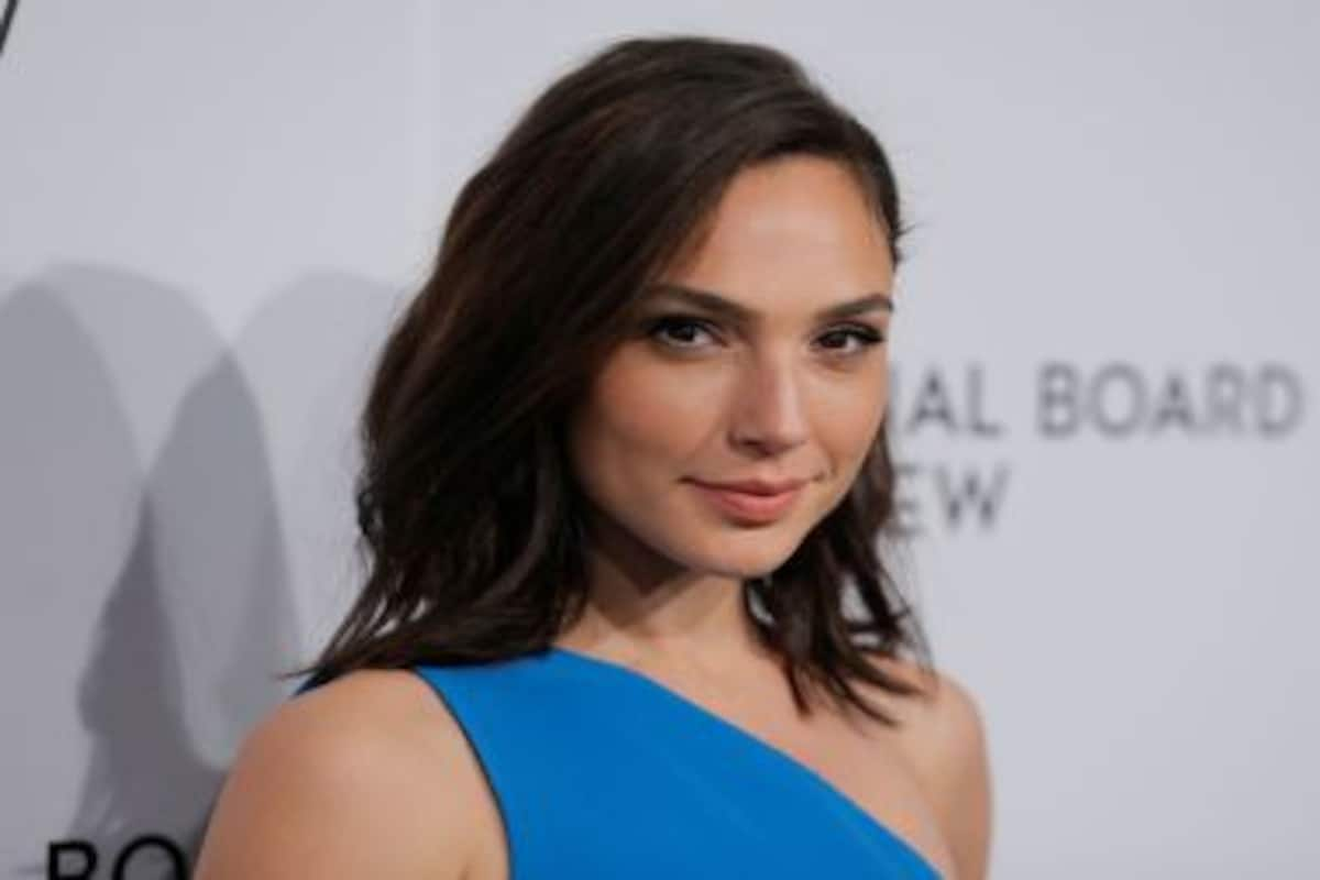 Gal Gadot 2018 Oscars Portrait Wallpapers