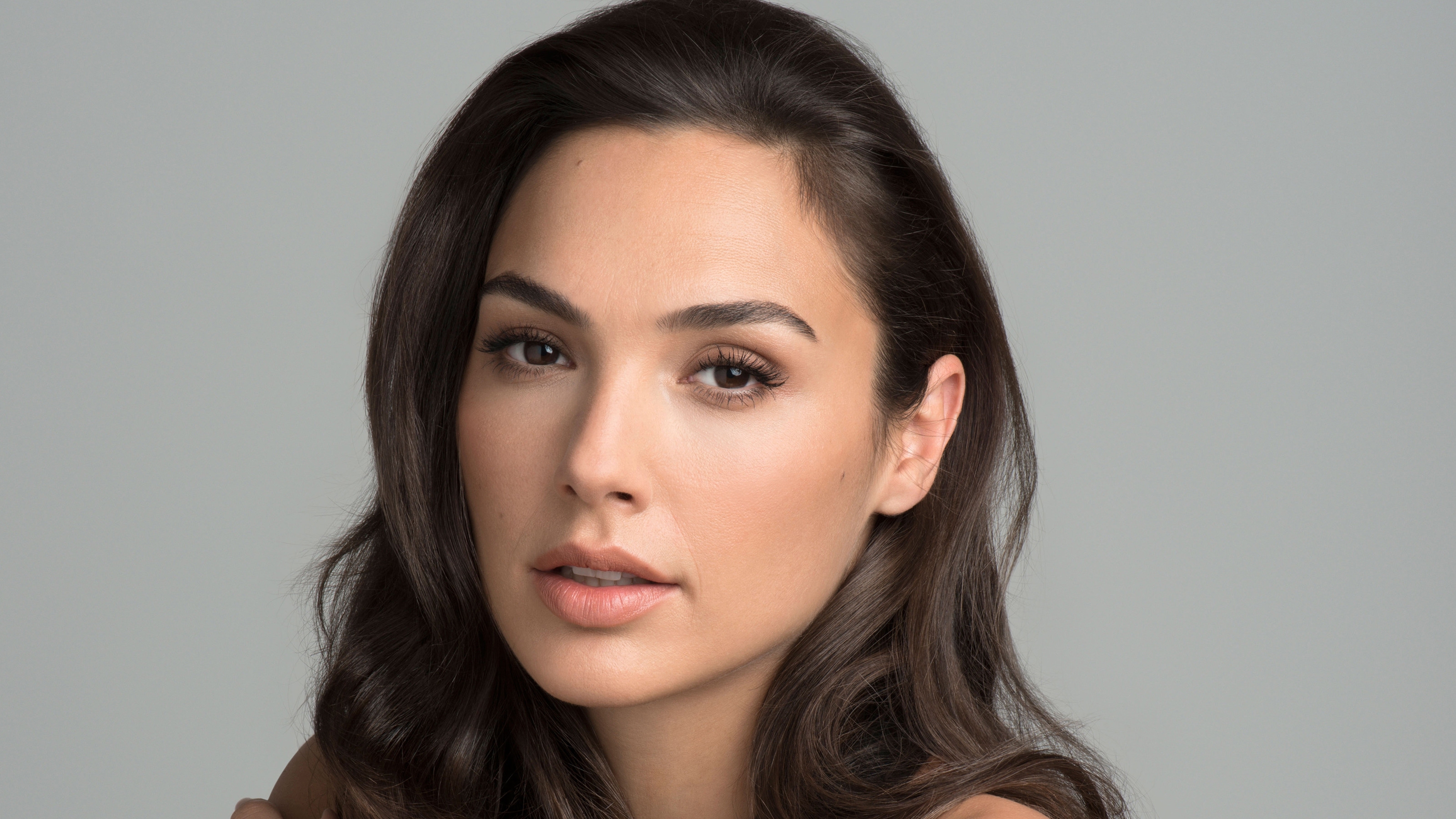 Gal Gadot HD Wallpapers