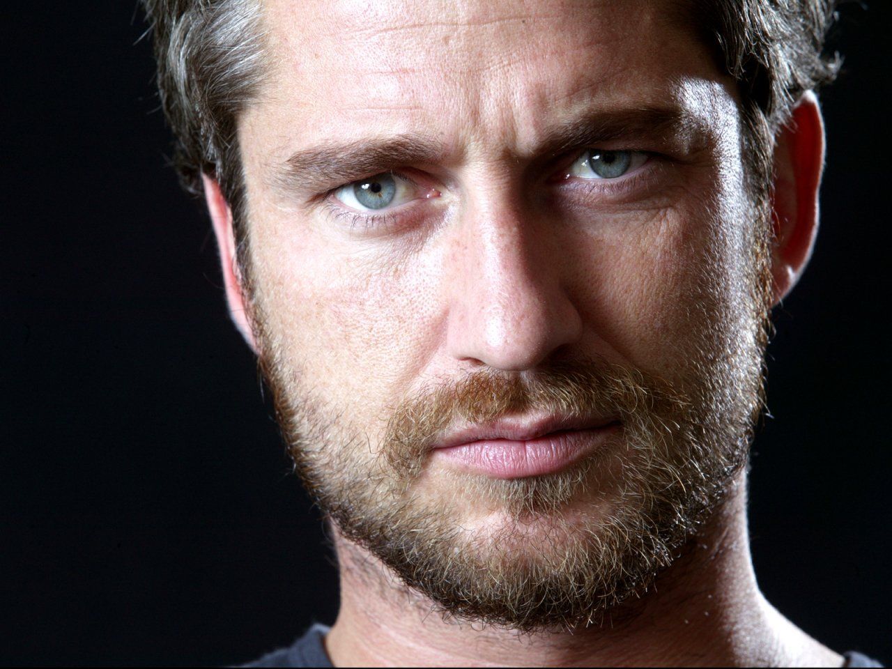 Gerard Butler Wallpapers