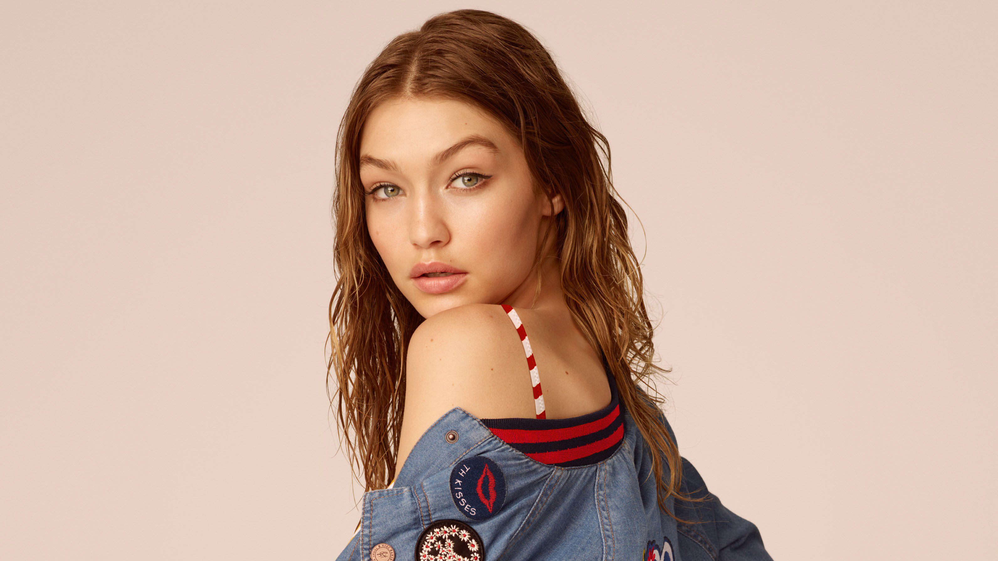 Gigi Hadid 2018 Wallpapers