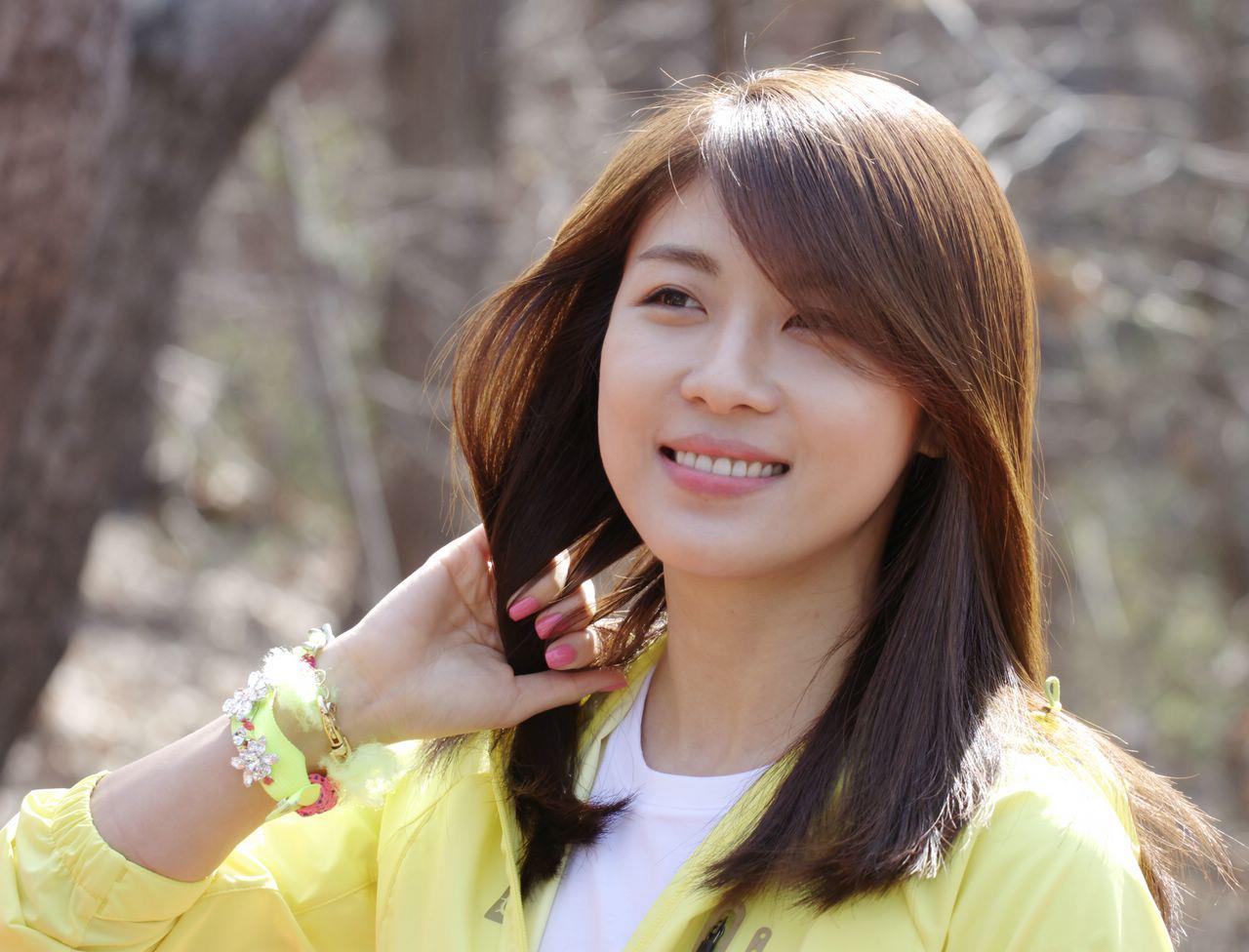 Ha Ji-Won Wallpapers