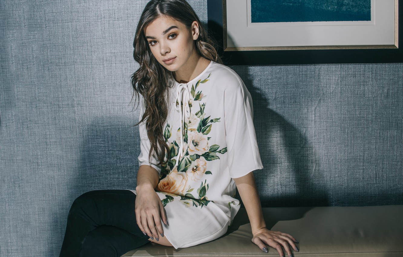 Hailee Steinfeld For Marie Claire Magazine Wallpapers