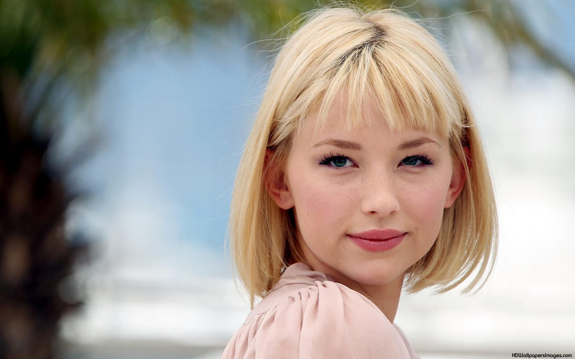 Haley Bennett Wallpapers