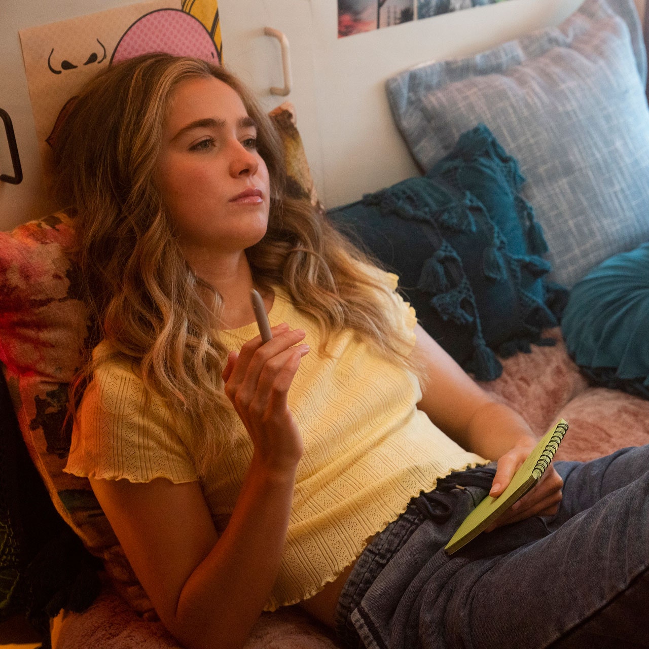 Haley Lu Richardson Wallpapers