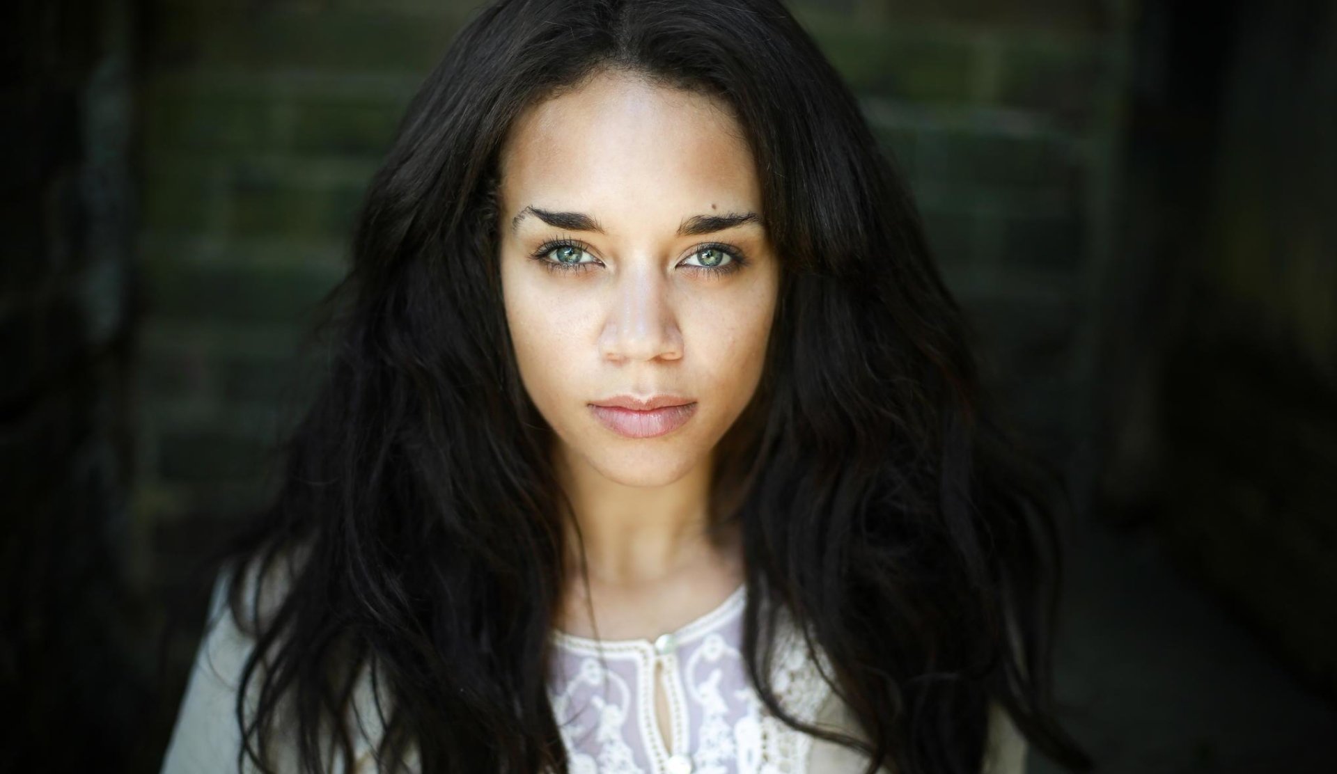 Hannah John-Kamen Wallpapers