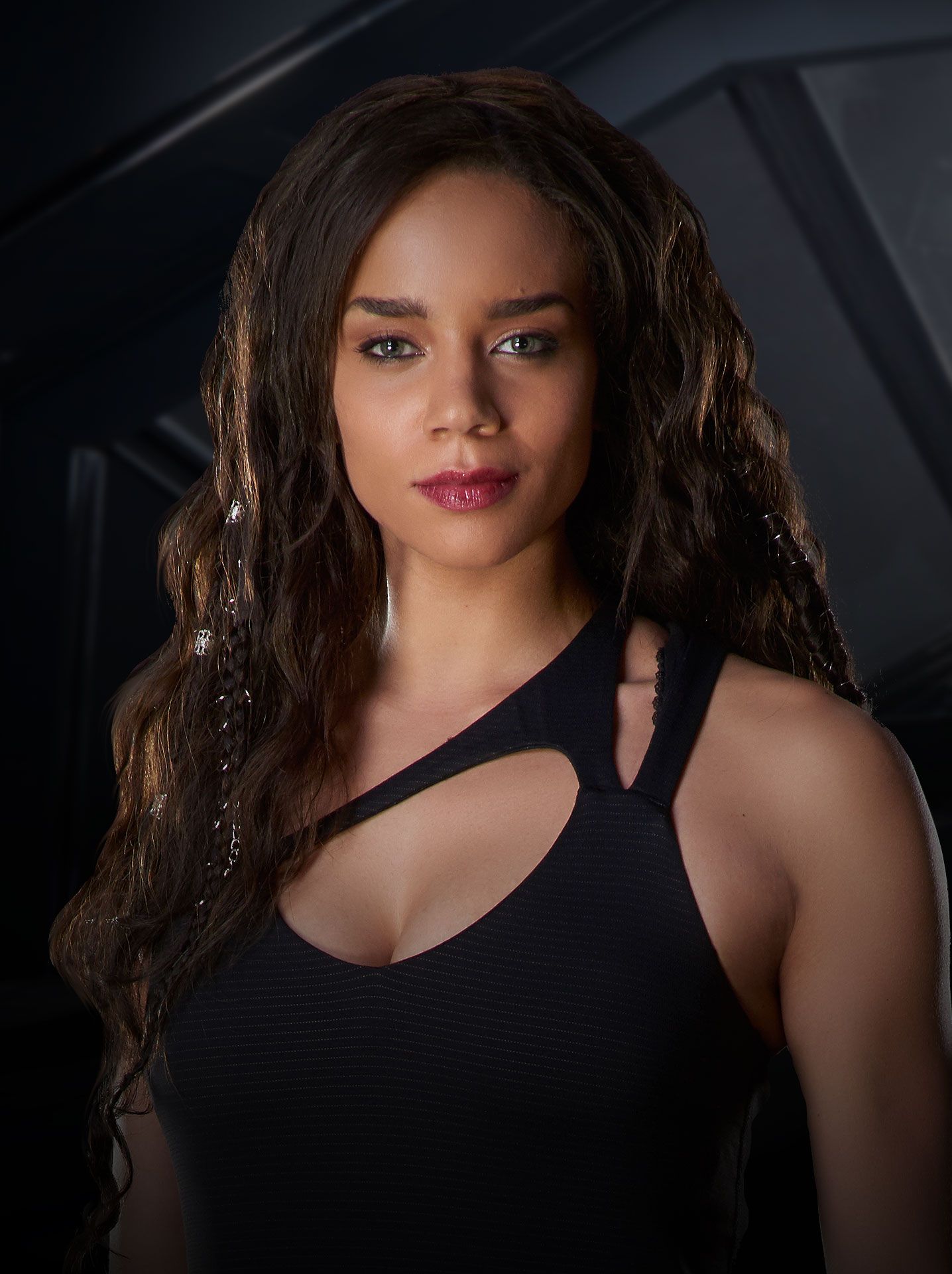 Hannah John-Kamen Wallpapers