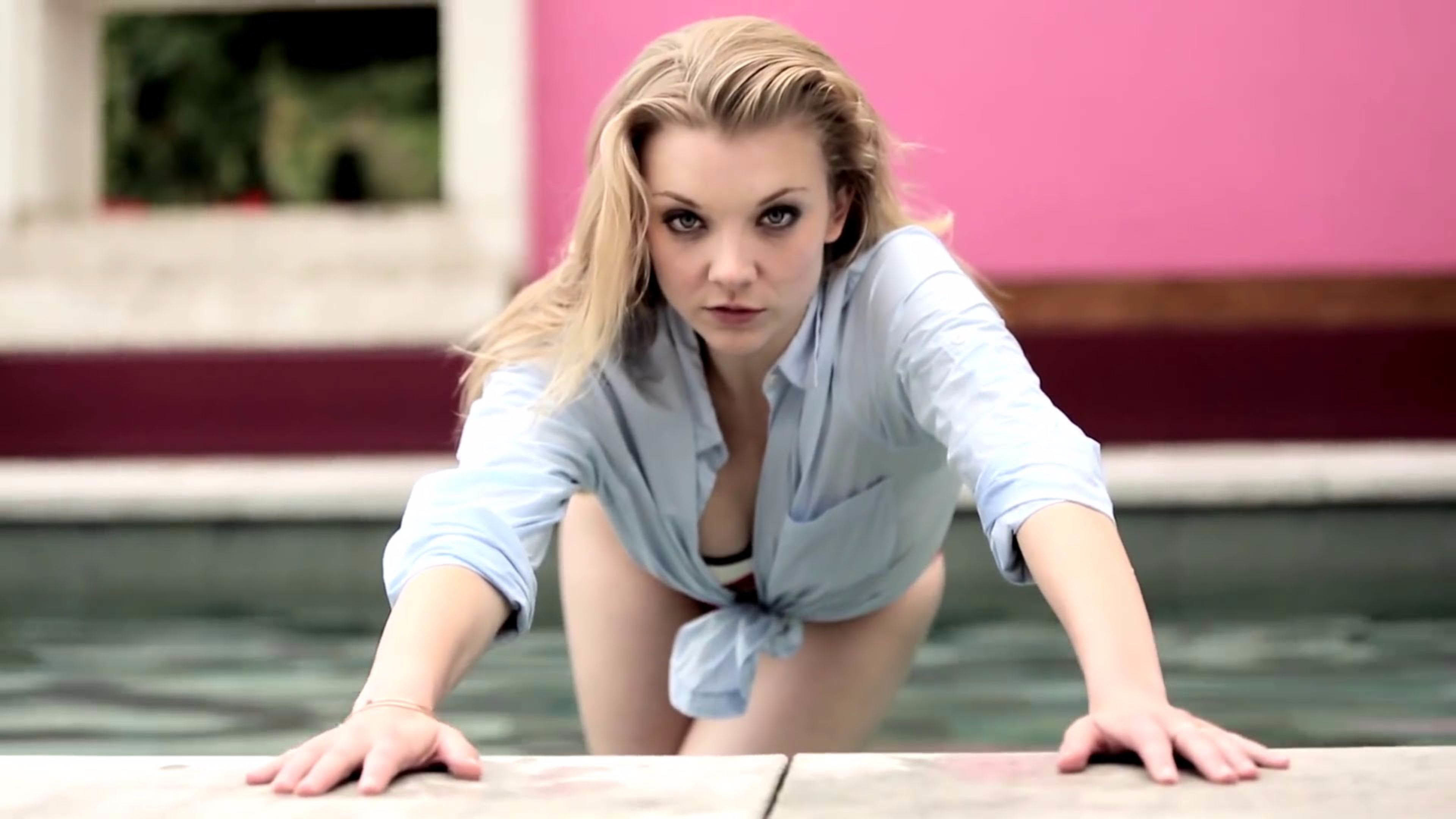 Hot Natalie Dormer Backless Wallpapers