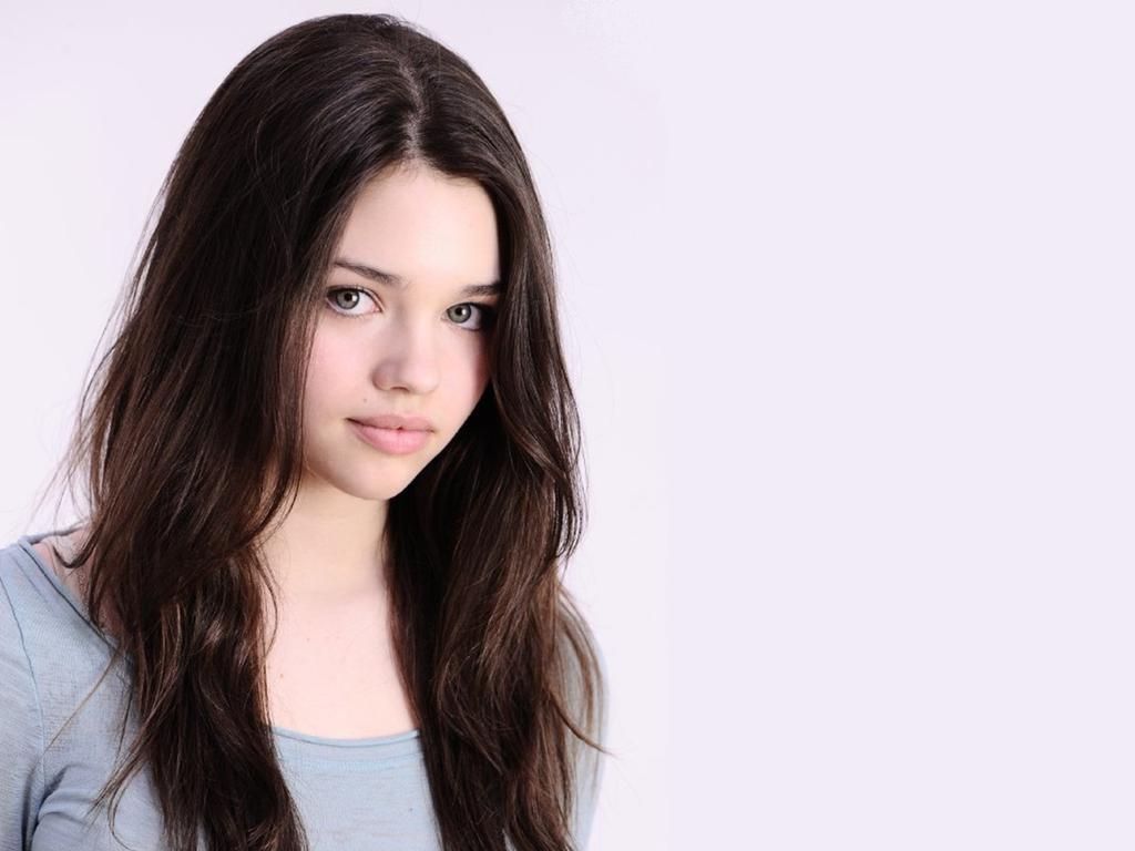 India Eisley Wallpapers