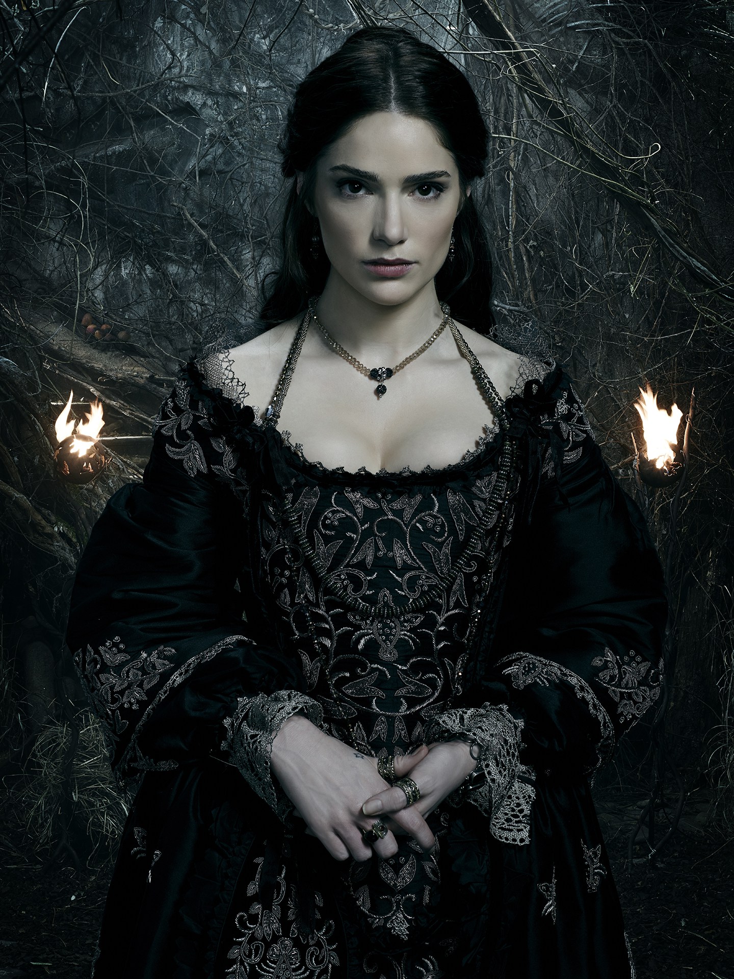 Janet Montgomery Salem Actress Photoshoot Wallpapers