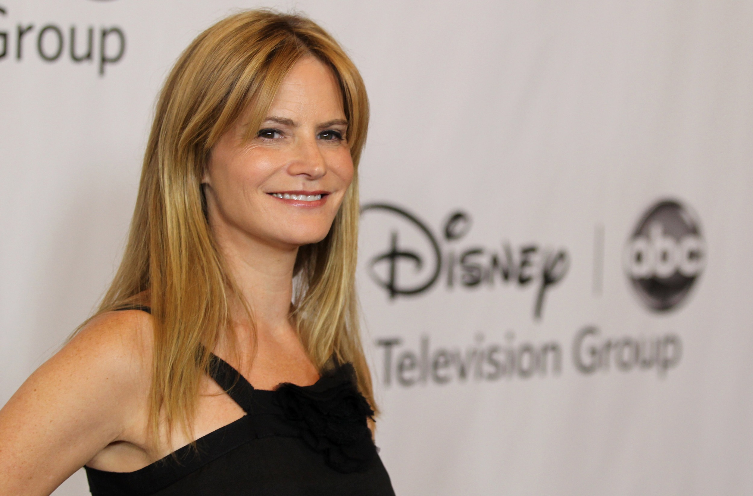 Jennifer Jason Leigh Wallpapers