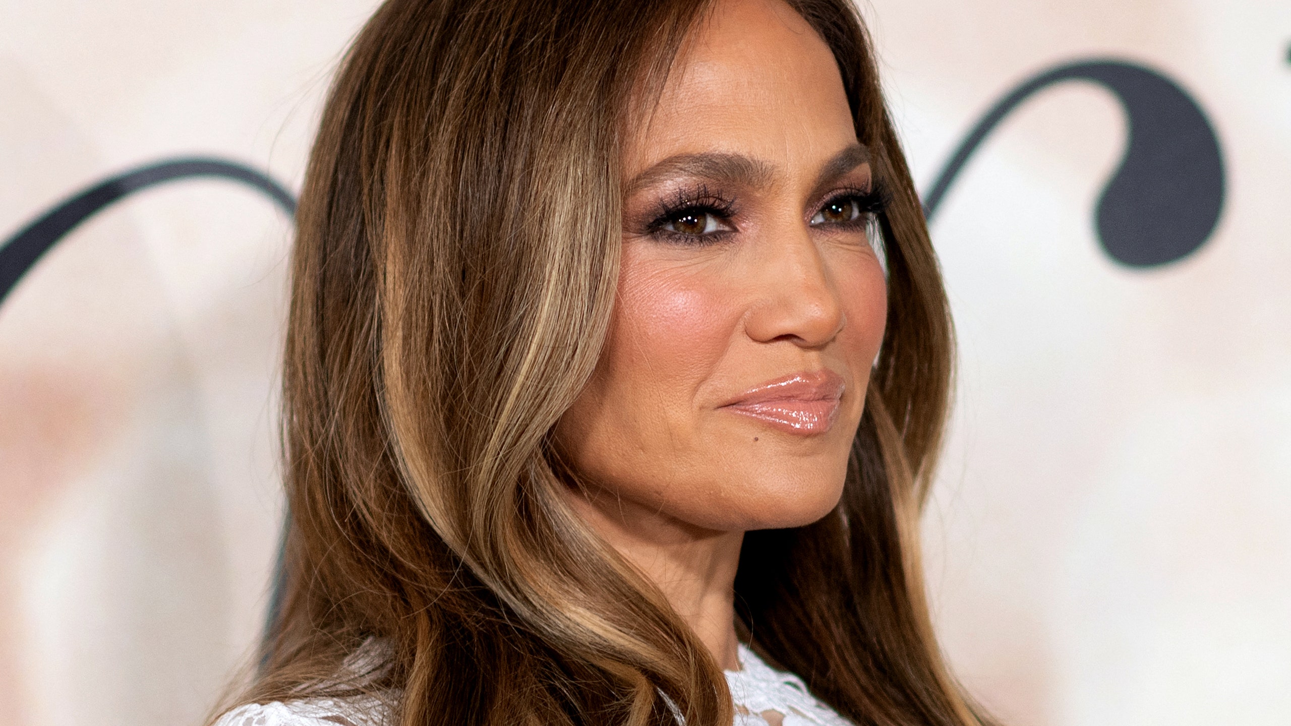 Jennifer Lopez Usa Today 2018 Wallpapers