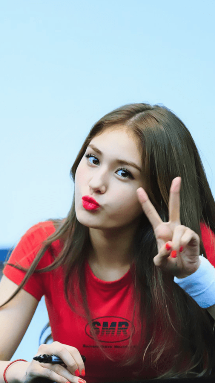 Jeon Somi Wallpapers