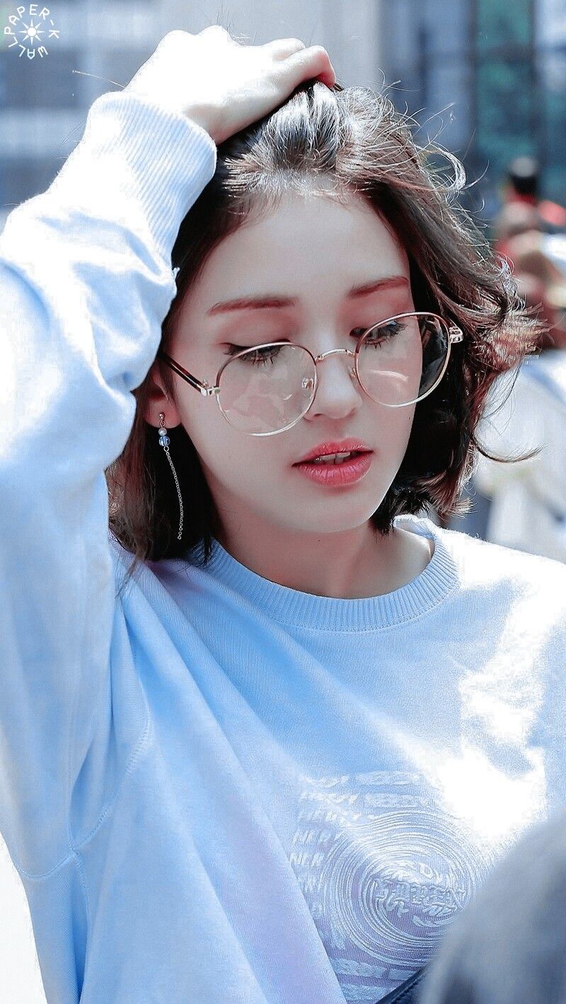 Jeon Somi Wallpapers