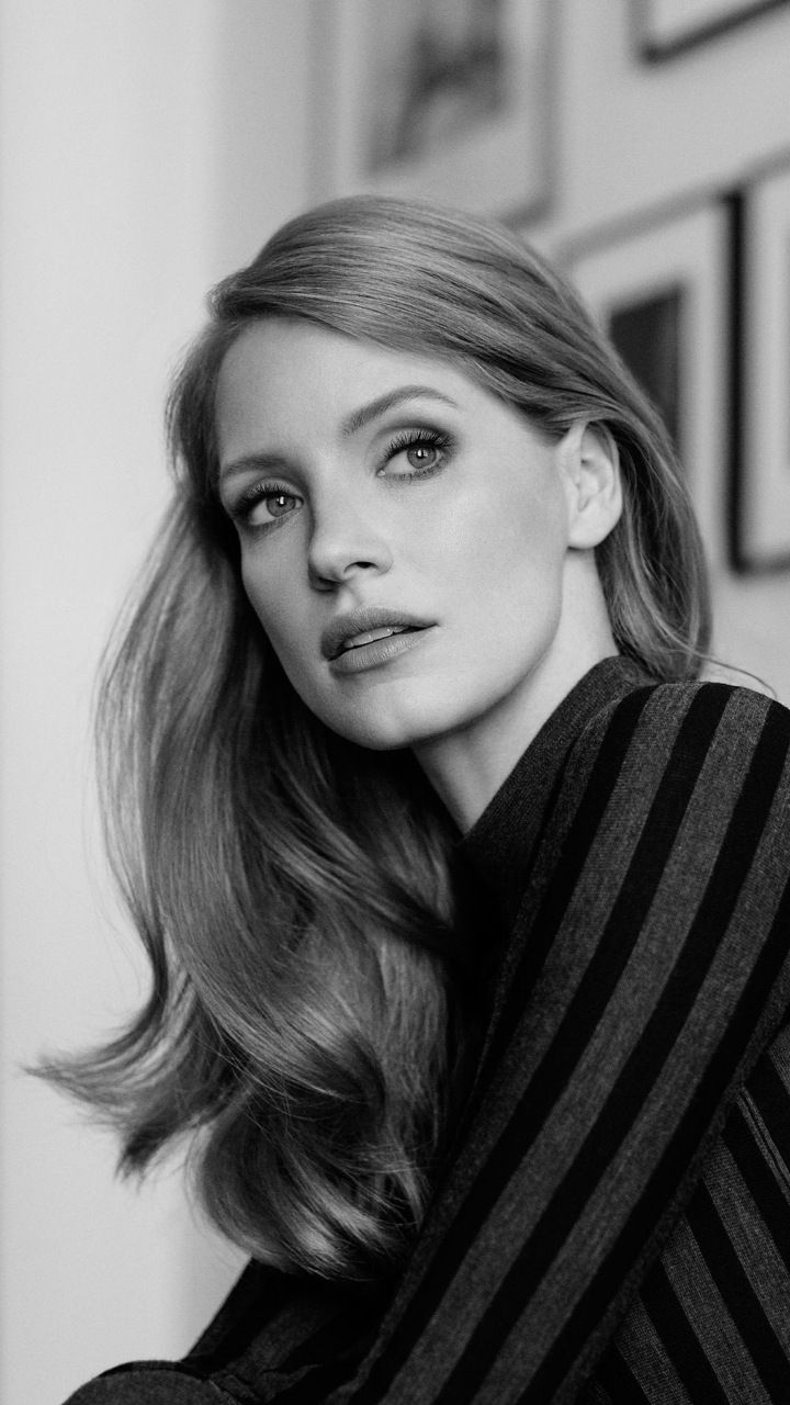 Jessica Chastain Beautiful Portrait Wallpapers