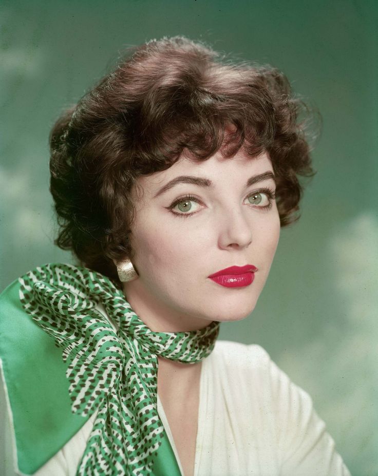 Joan Collins Wallpapers