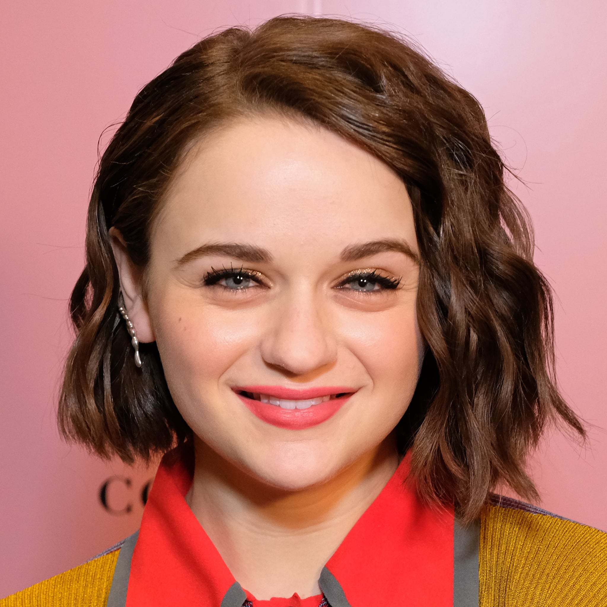 Joey King Portrait 2019 Wallpapers