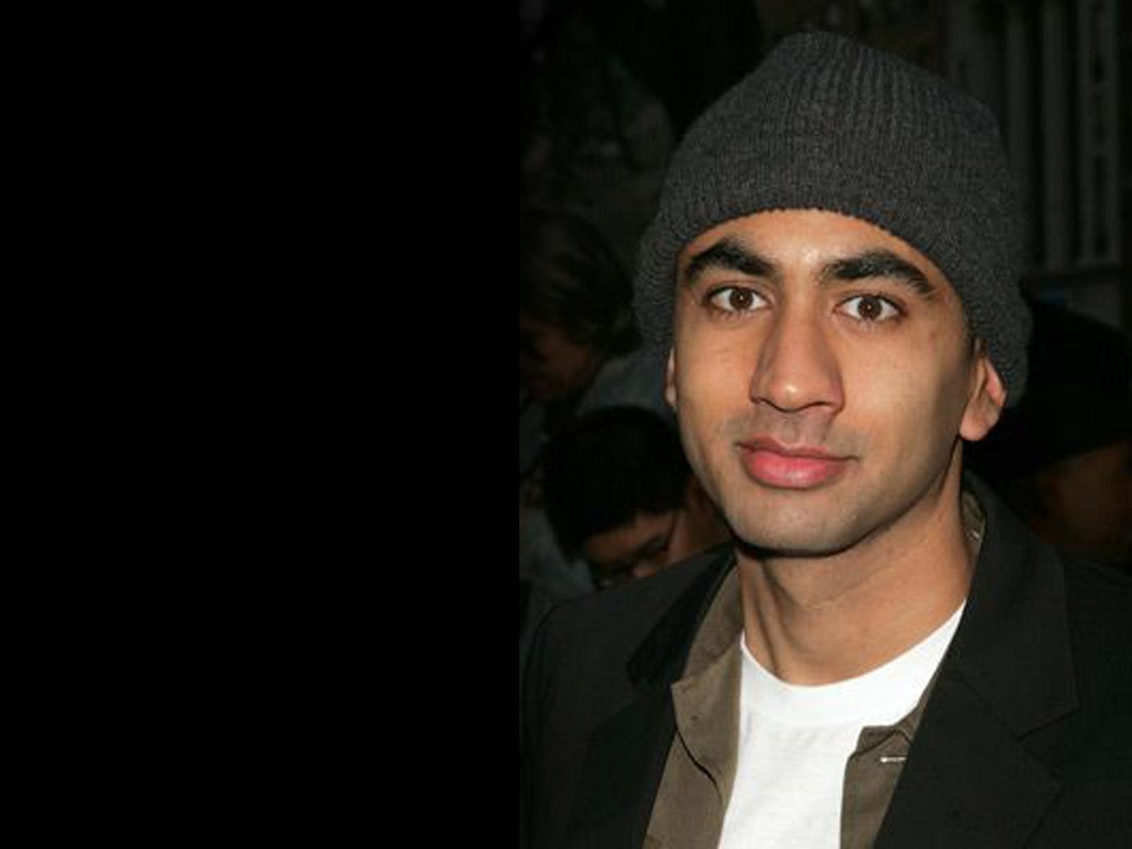 Kal Penn Wallpapers