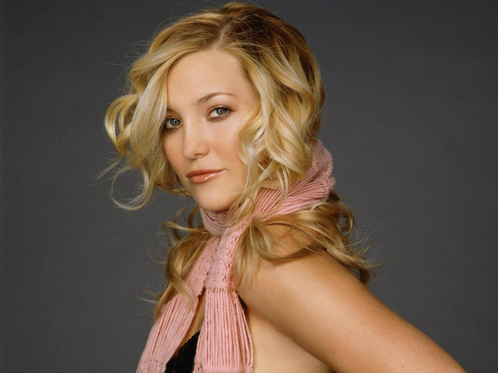 Kate Hudson Gorgeous hds Wallpapers