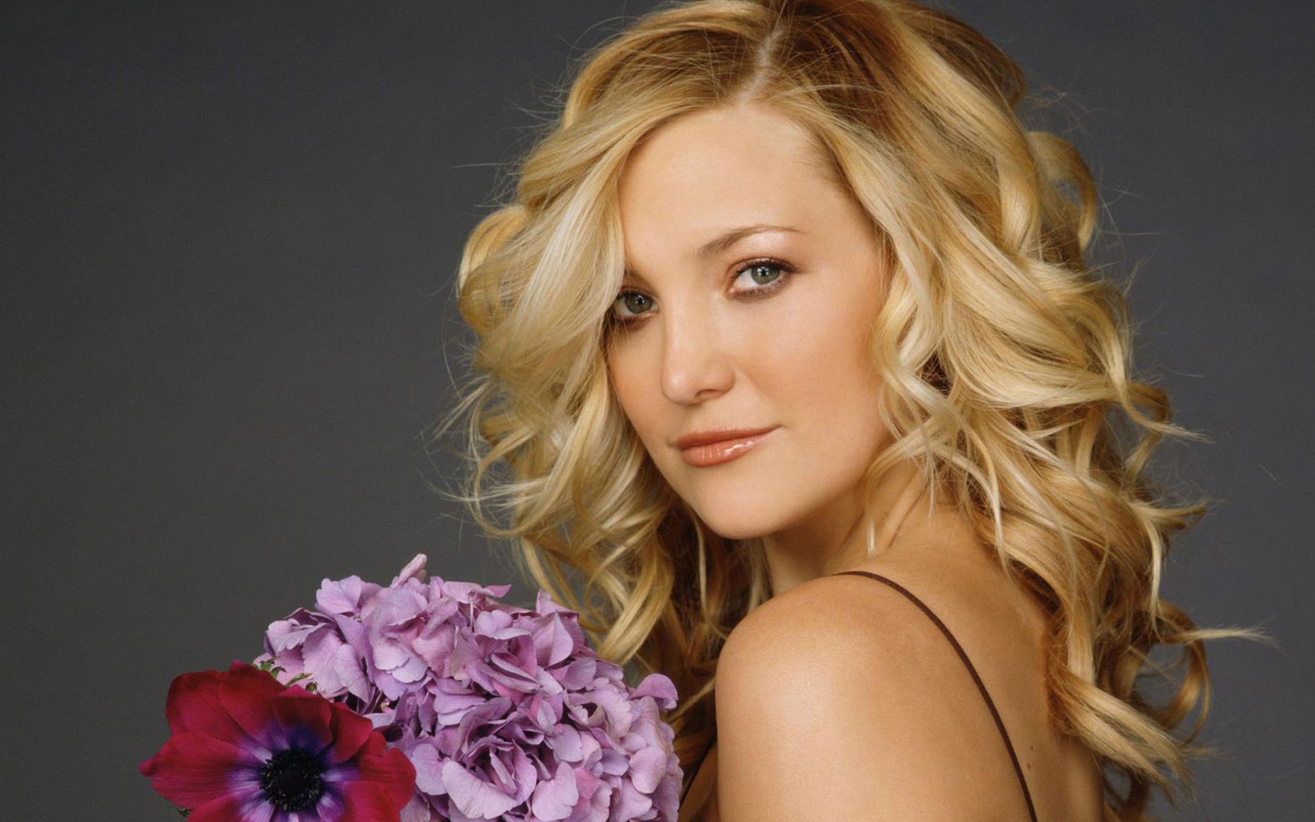 Kate Hudson New Images Wallpapers