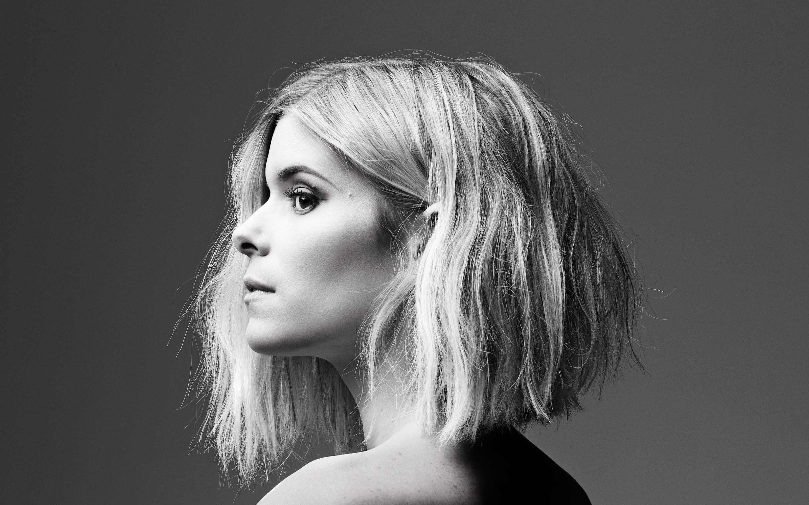 Kate Mara Smile Images Wallpapers