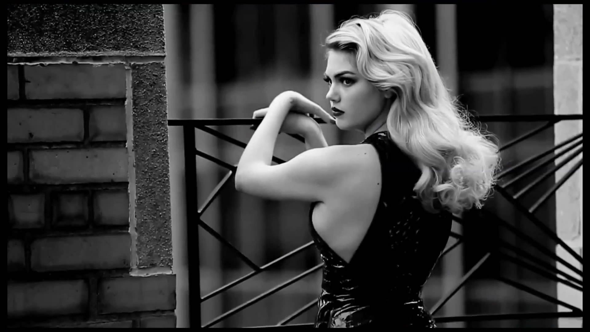 Kate Upton Black and White Photo Shoot Wallpapers