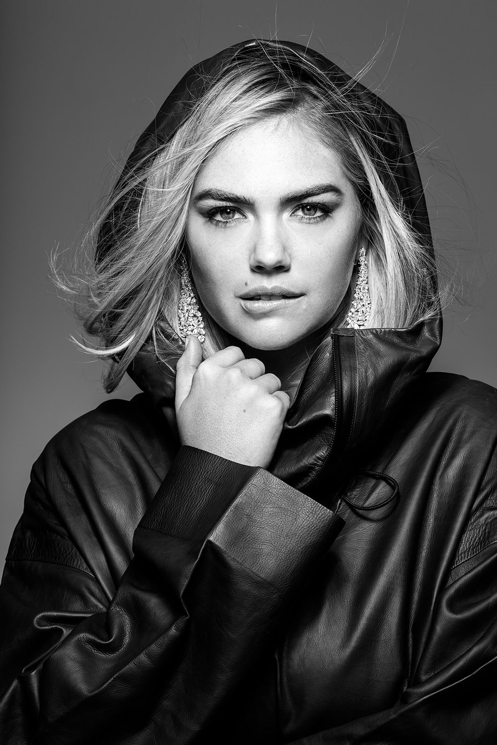 Kate Upton Black and White Photo Shoot Wallpapers