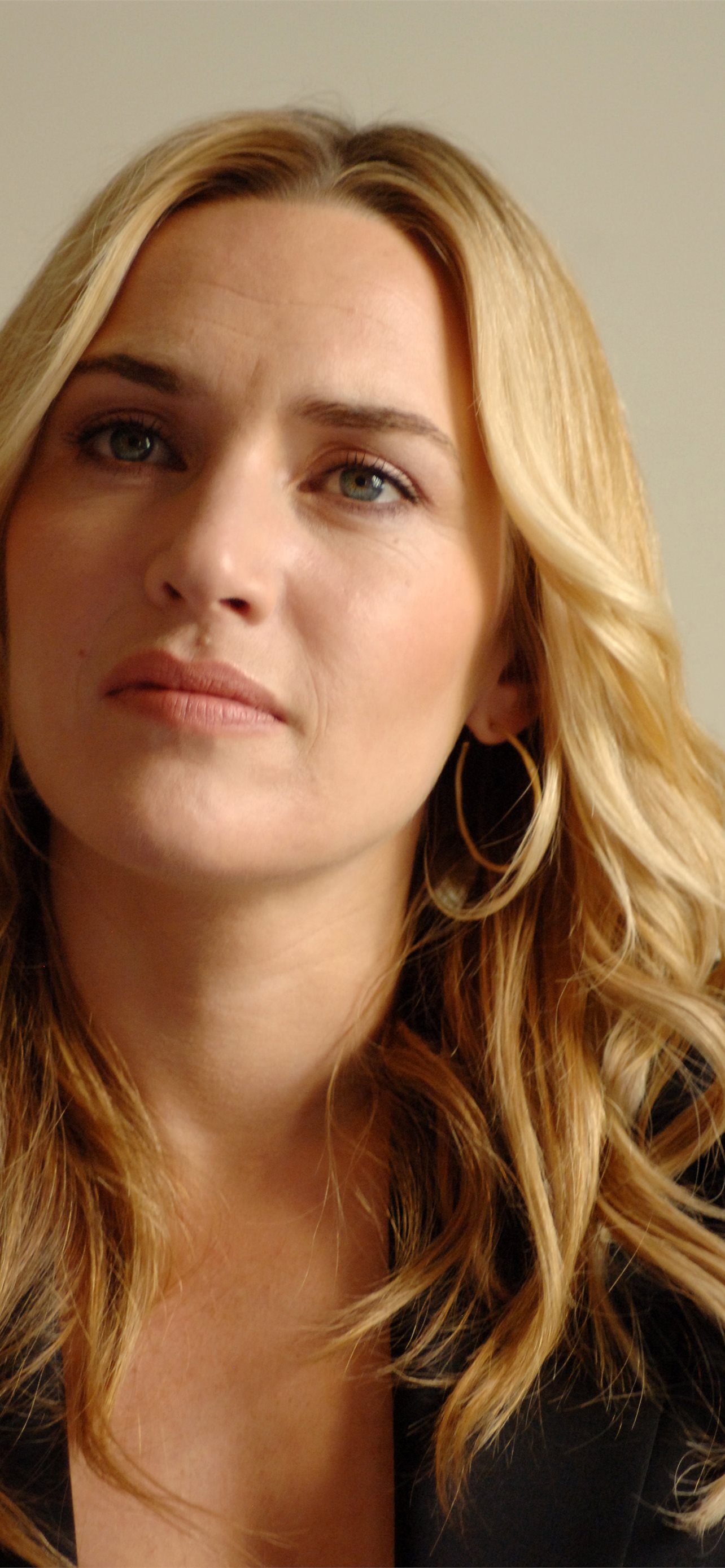 Kate Winslet New Wallpapers