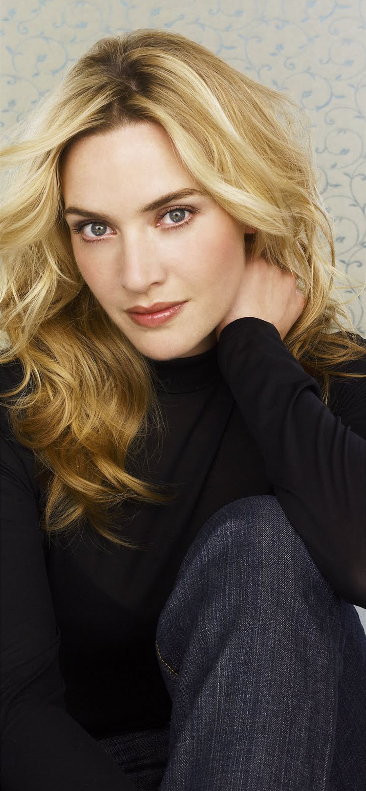 Kate Winslet New Wallpapers