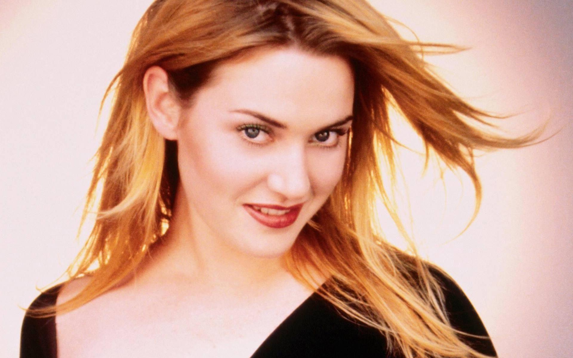 Kate Winslet New Wallpapers