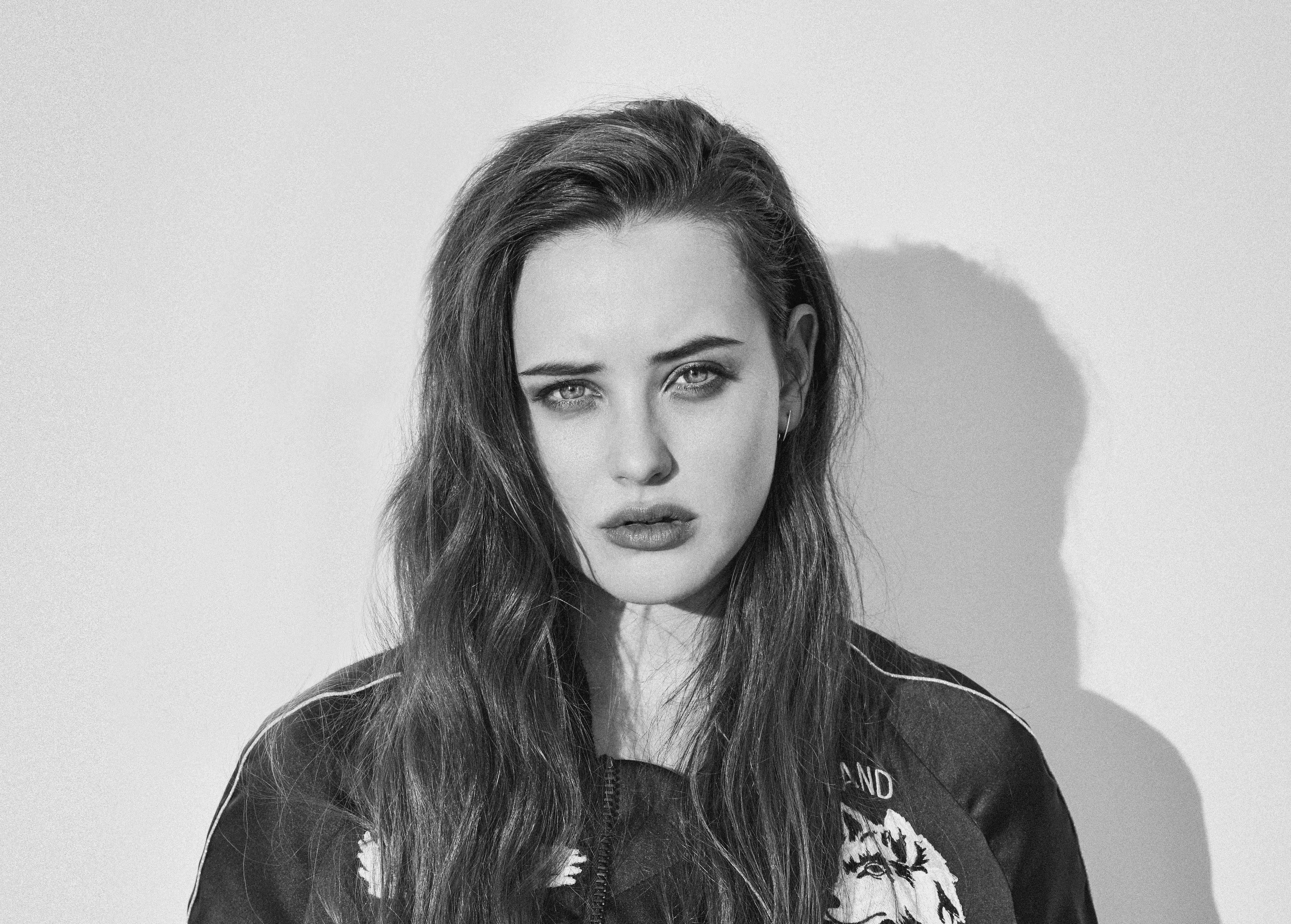 Katherine Langford Actress Monochrome Wallpapers