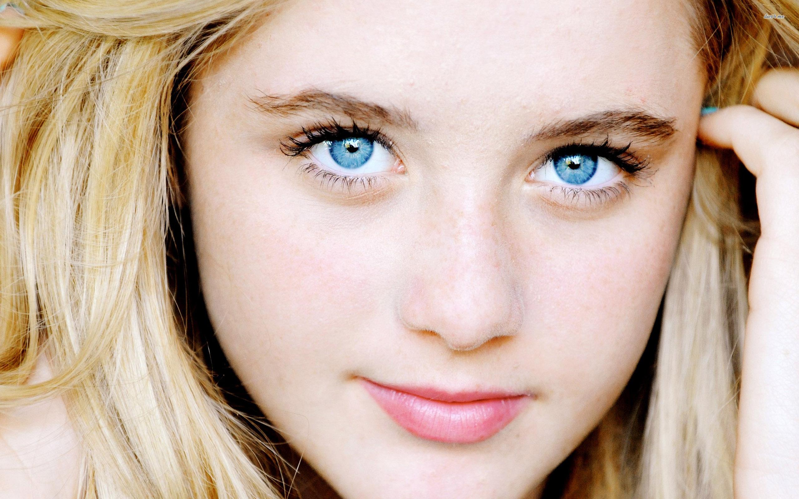 Kathryn Newton 2019 Wallpapers