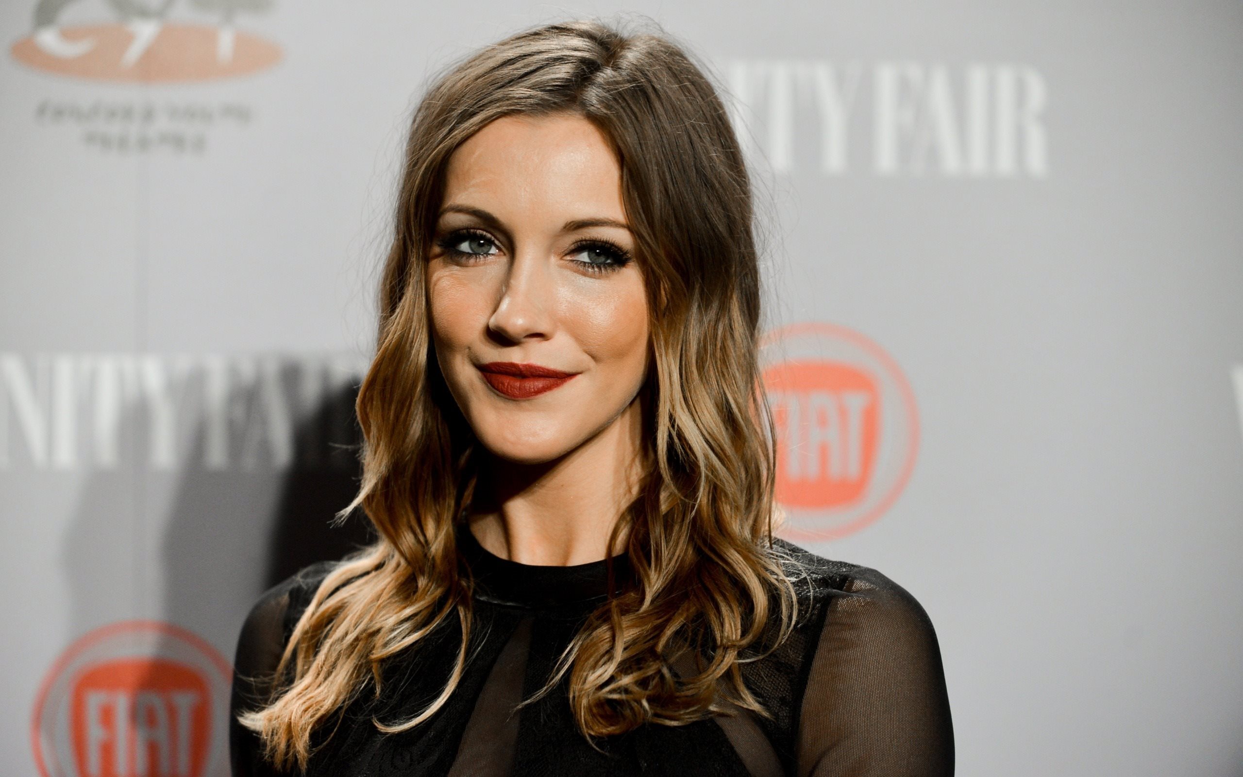 Katie Cassidy 2017 Wallpapers