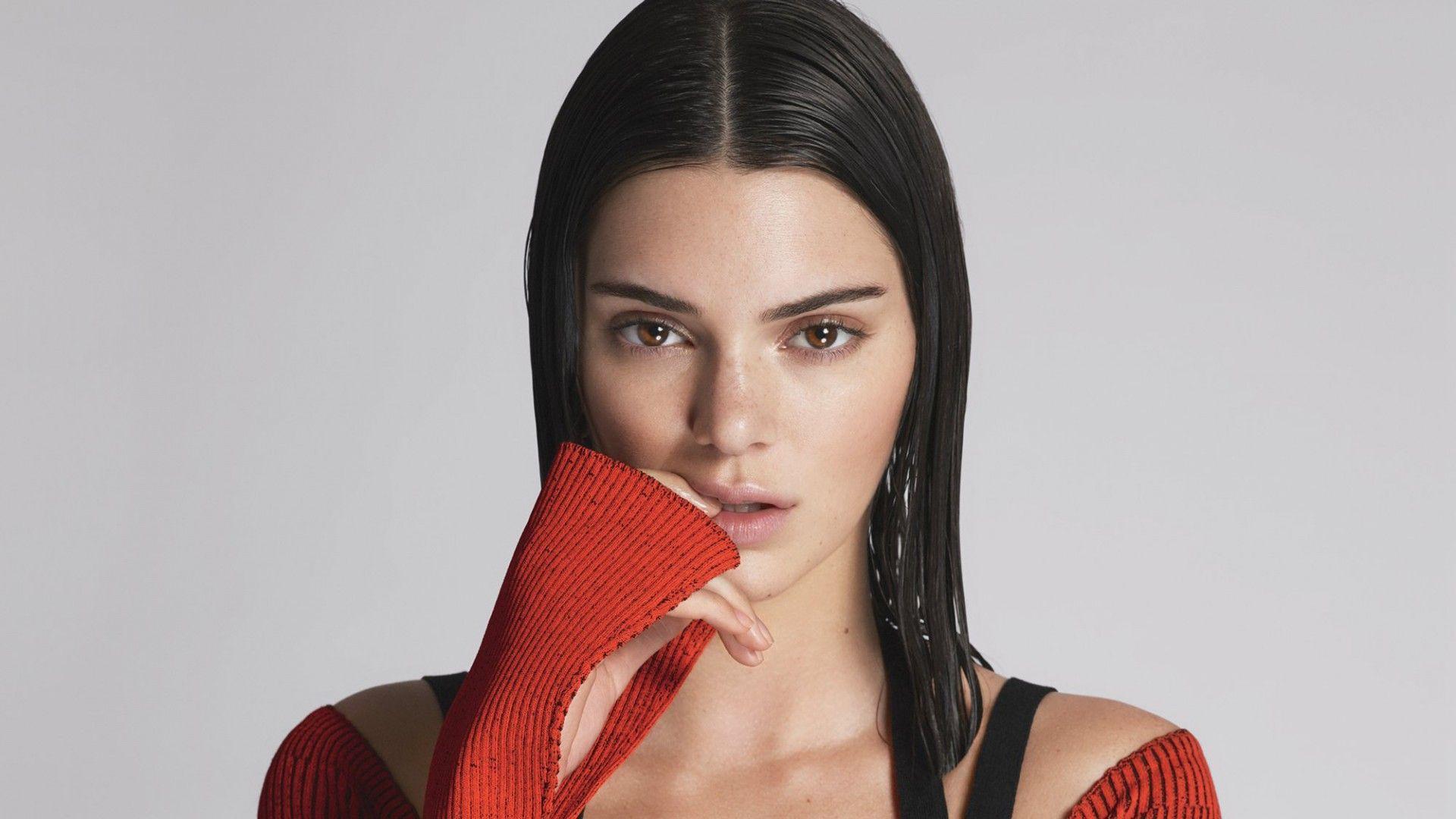 Kendall Jenner 2017 Wallpapers