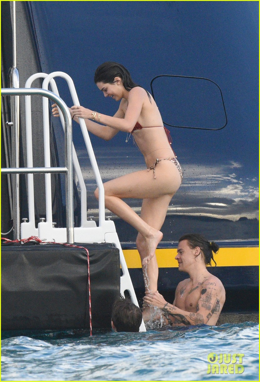 Kendall Jenner Harry Styles Wallpapers