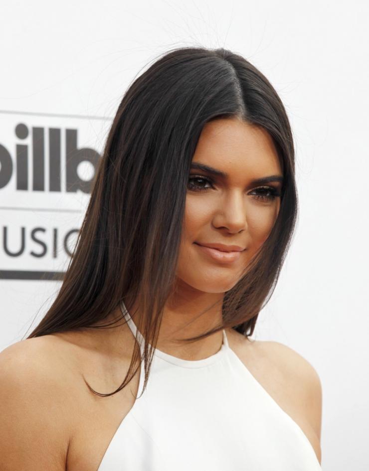 Kendall Jenner Keeping Up with the Kardashians Portrait Wallpapers