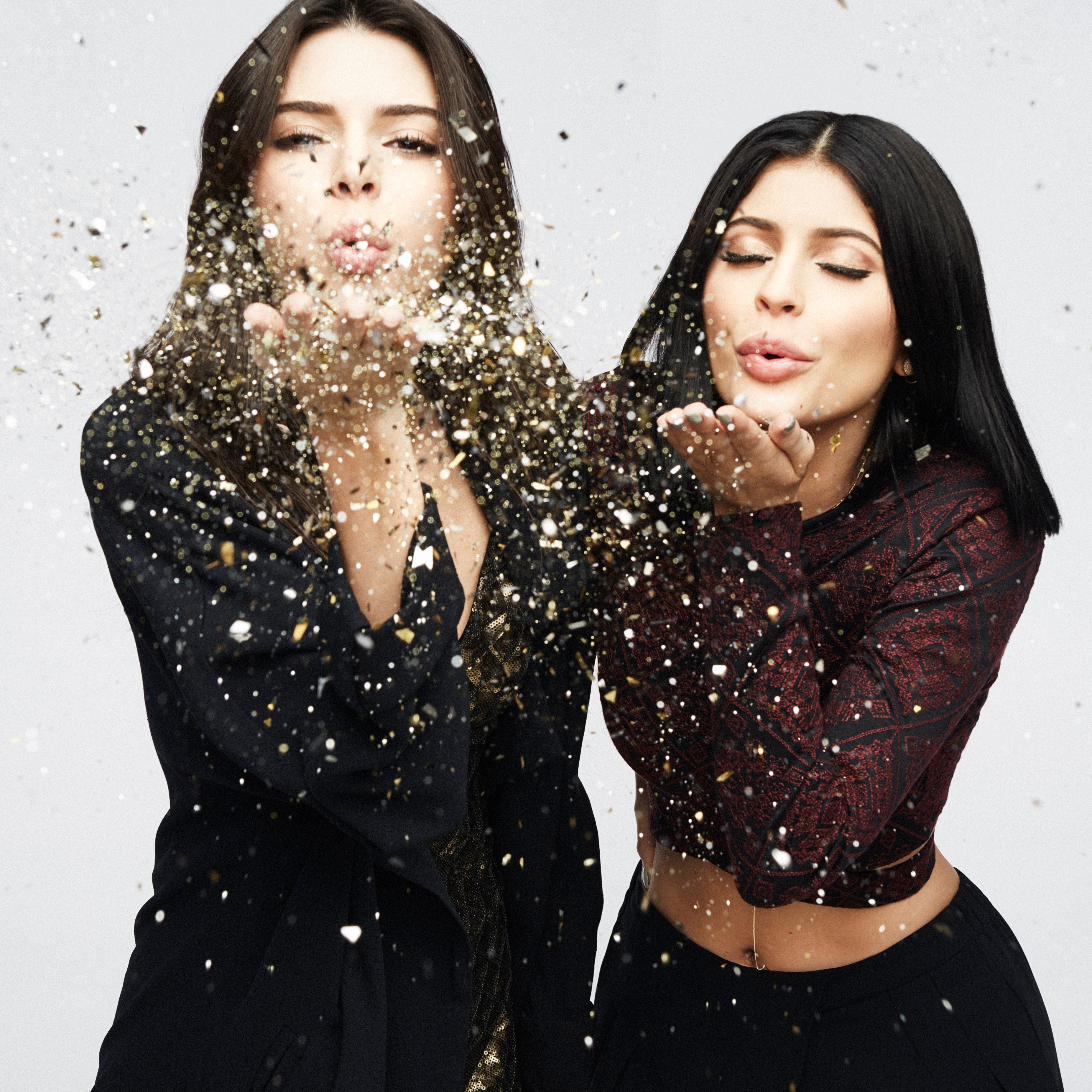 Kendall Jenner PacSun Holiday Collection Photoshoot Wallpapers