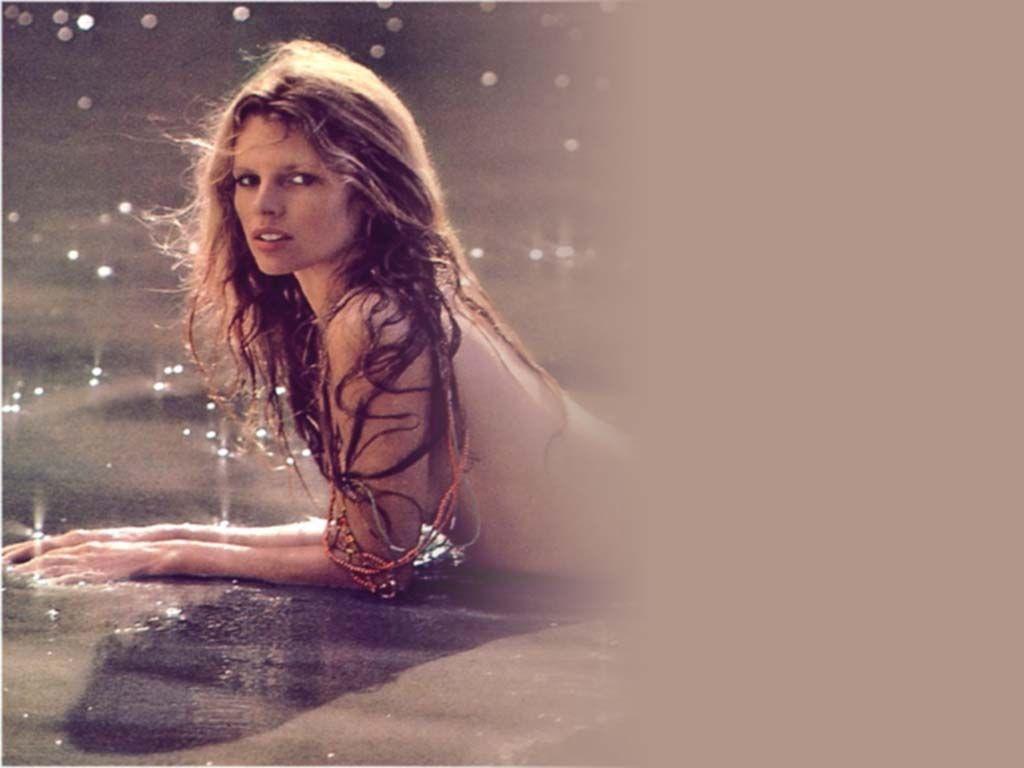 Kim Basinger Wallpapers