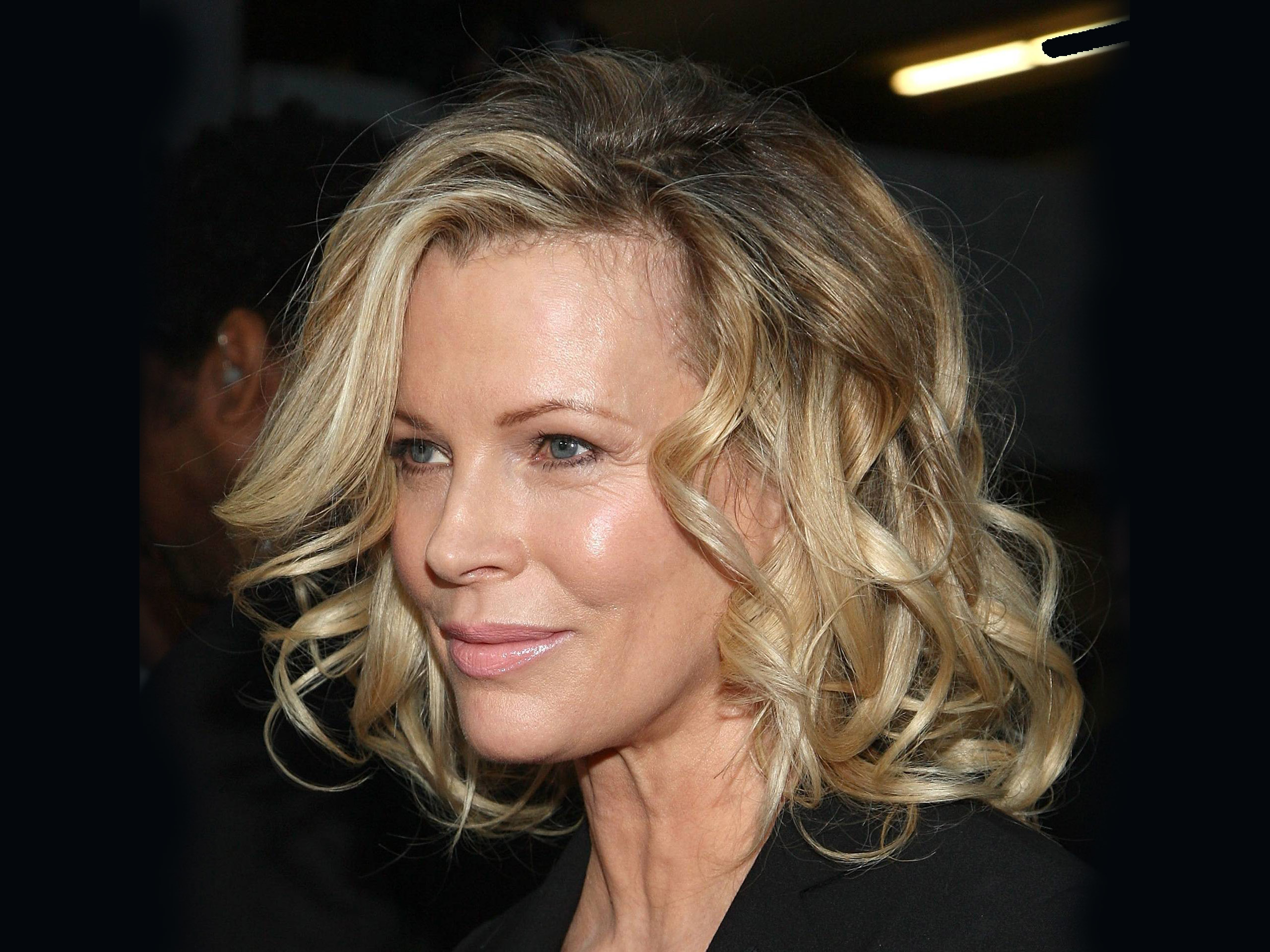 Kim Basinger Wallpapers