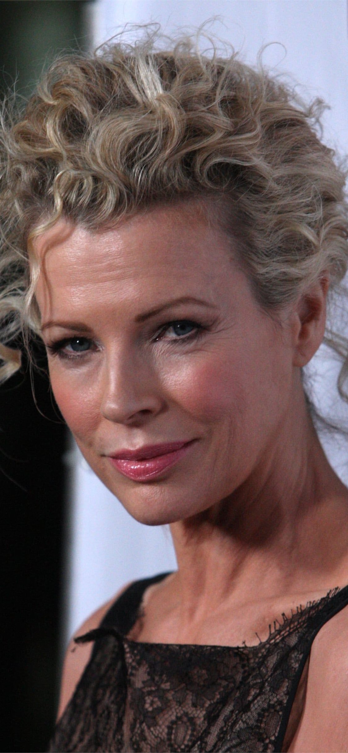 Kim Basinger Wallpapers