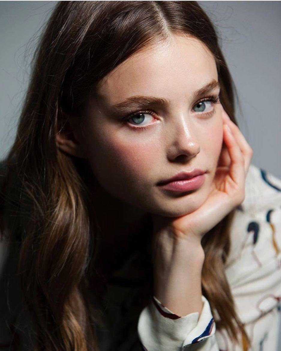 Kristine Froseth Wallpapers