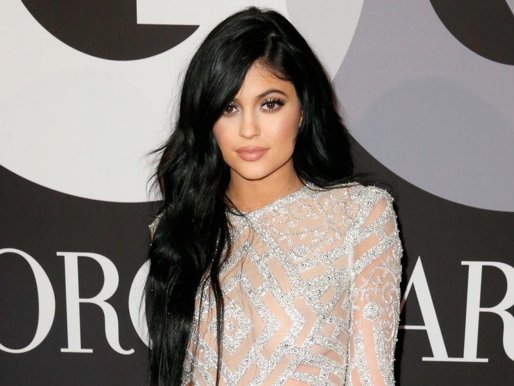 Kylie Jenner Long Hair Wallpapers