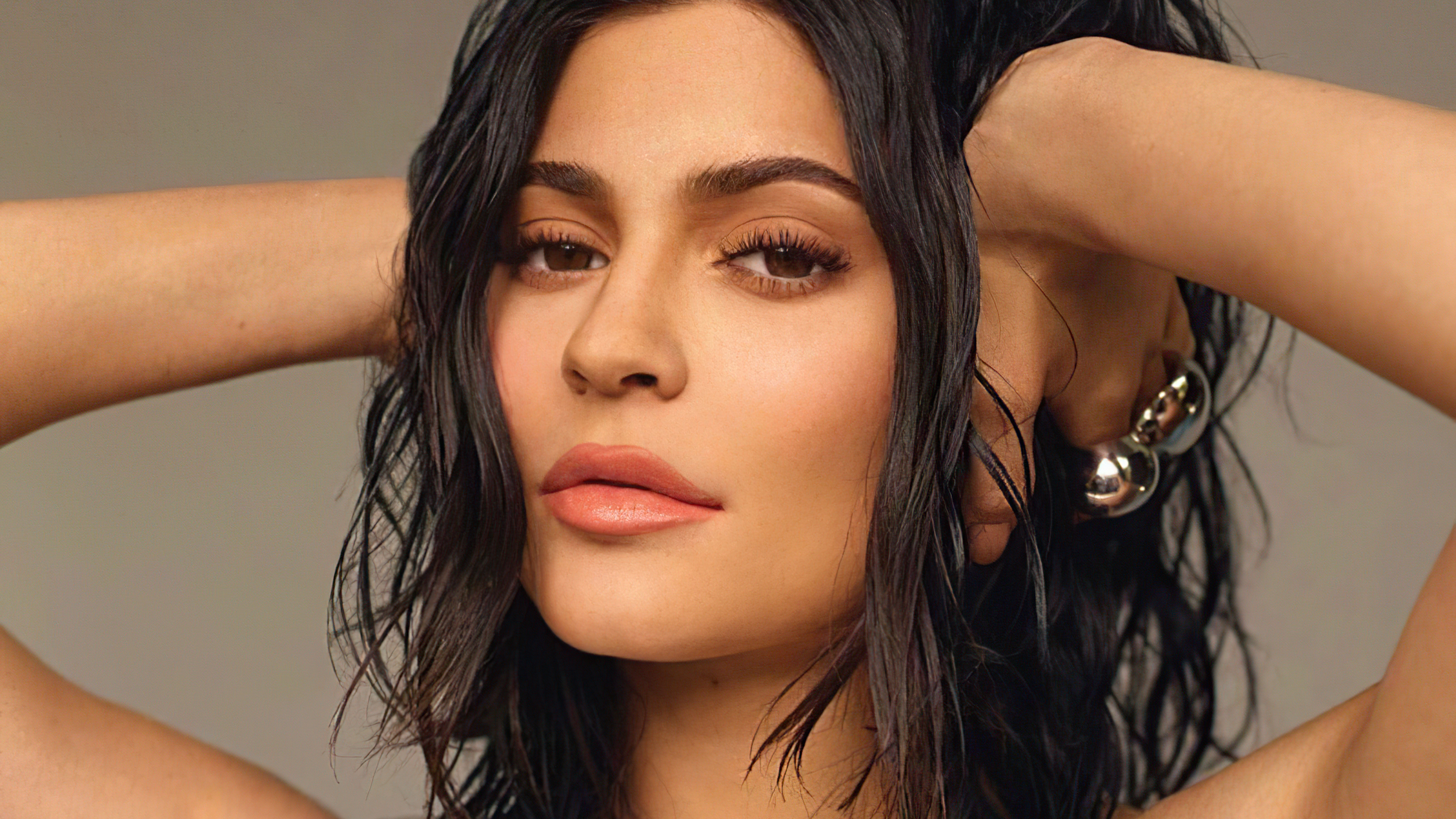 Kylie Jenner New Photoshoot Wallpapers